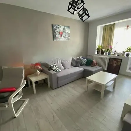 Apart 2